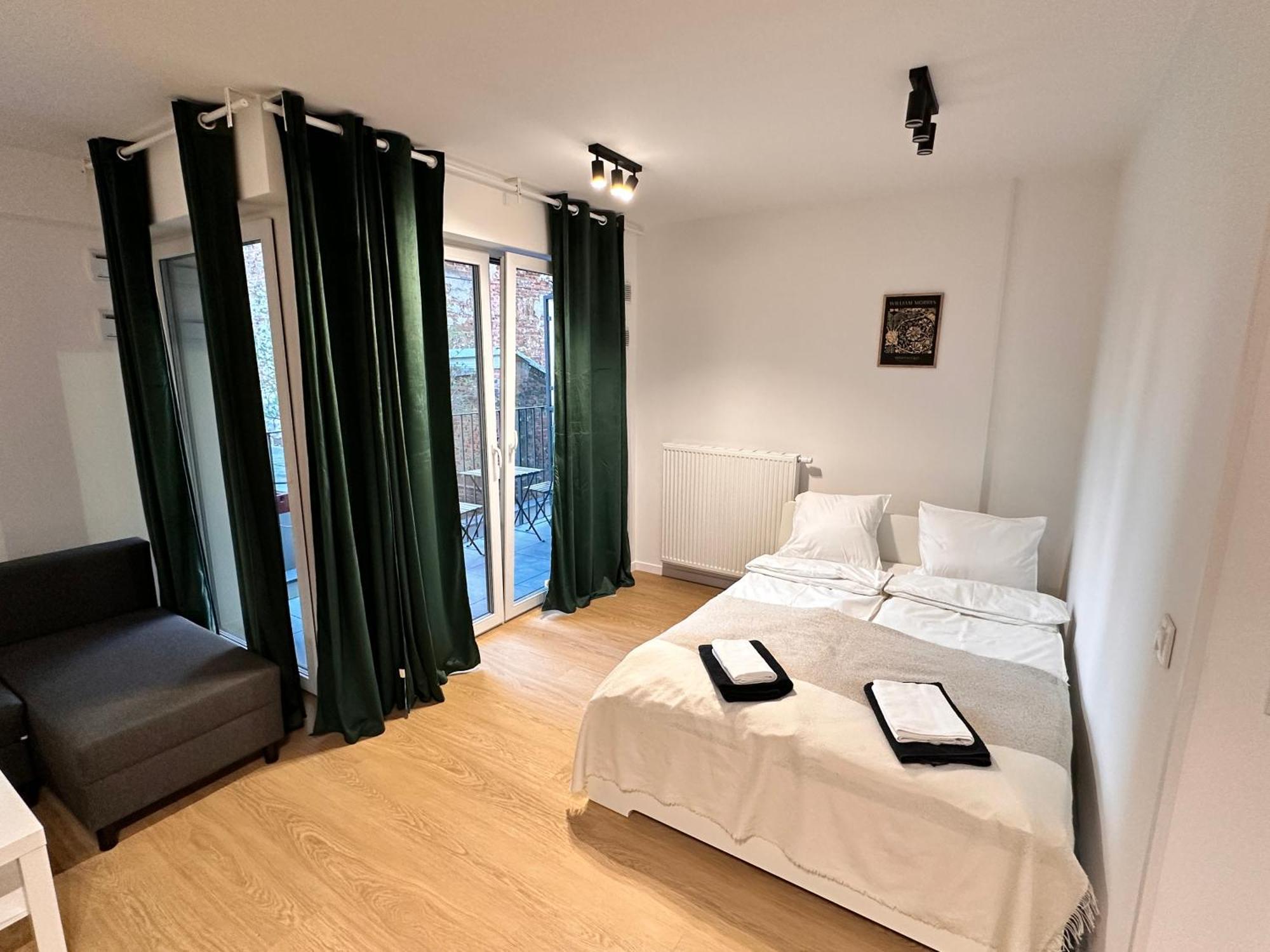 Lineburg Villa Apartments Варшава Екстер'єр фото