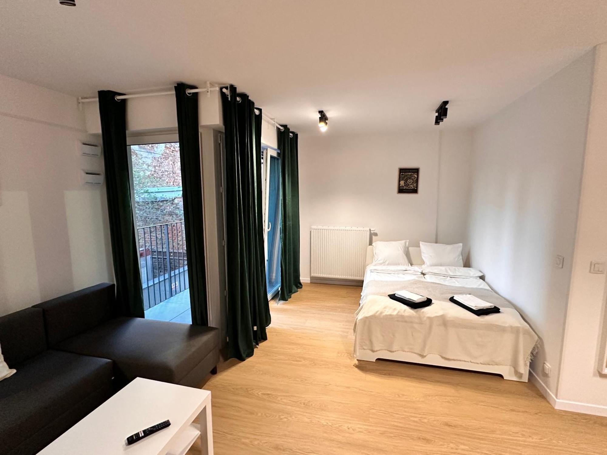 Lineburg Villa Apartments Варшава Екстер'єр фото
